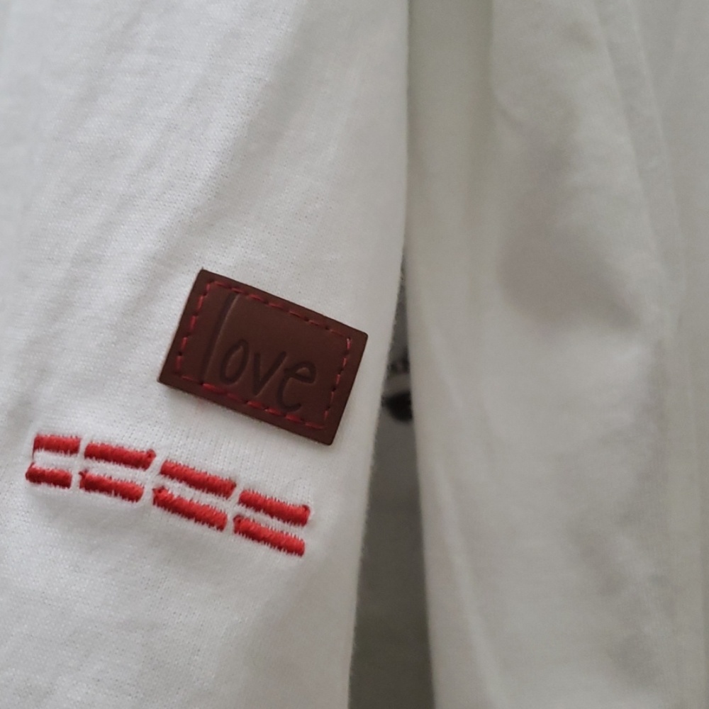 Peace Love World Long sleeve tee - Picture 3 of 5